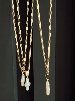 Chansuttpearls Jewelry*DAINTY PEARL CROSS NECKLACE