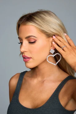 Treasure Jewels Jewelry*Glam Heart Earrings - Silver