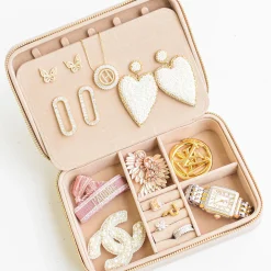 Hollis Handbags*Jewelry Organizer