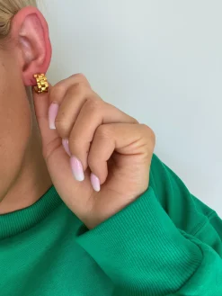 Chansuttpearls Jewelry*SMALL GOLD ROLLY HOOPS