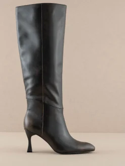 Oasis Society Shoes*The Lexington | Pointed Toe Knee High Boot