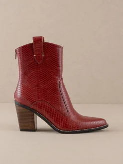 Oasis Society Shoes*The Tara | Two paneled western boot