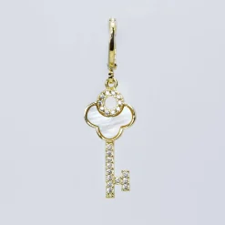 Treasure Jewels, Inc. Jewelry*Twinkle Key Gold Charm CH-44